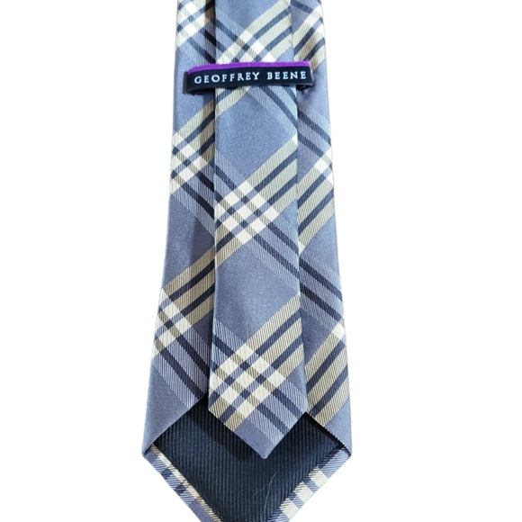 Geoffrey Beene Tie - Picture 3 of 5